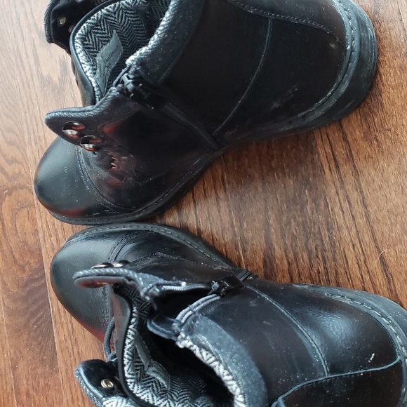 Men's Steve Madden Black Boots - Picture 5 of 7